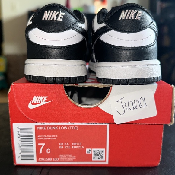 NIKE DUNK LOW PANDAS 7C - Picture 3 of 7